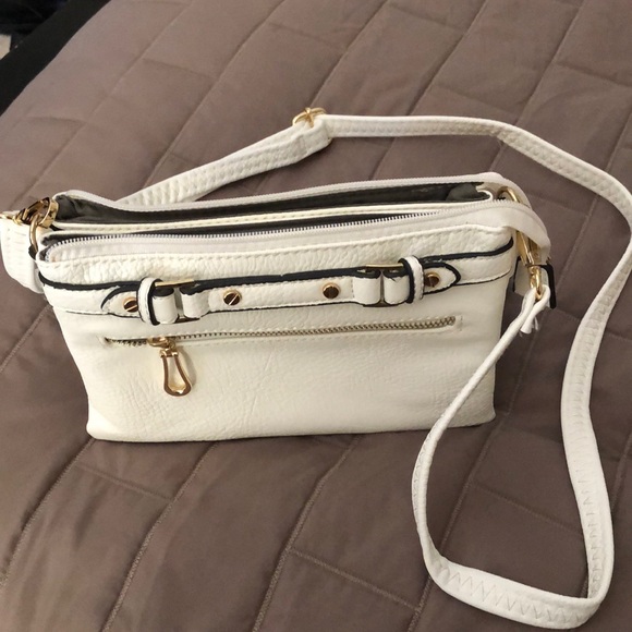 Handbags - Leather, gold hardware